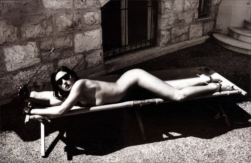 Helmut Newton Bellucci Naked