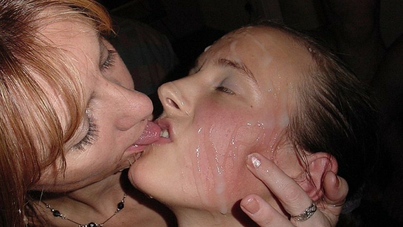 Cumming his daughter on the face