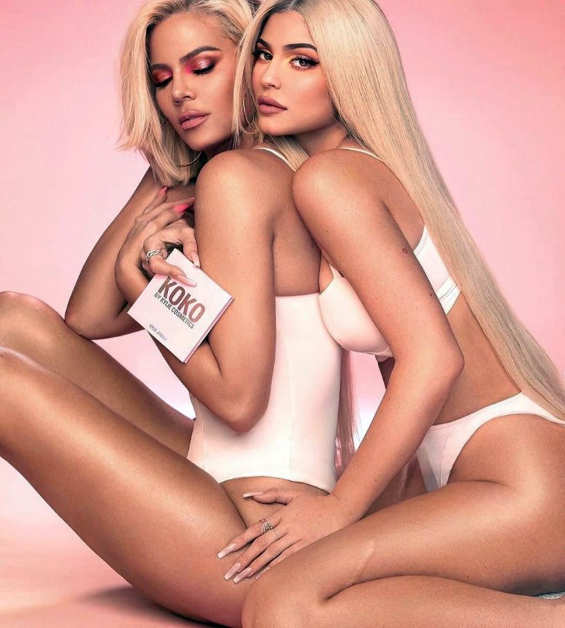 Sisters Kardashian-Jenner Nude