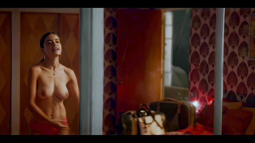 Paulina Gaitan Diablo Nude