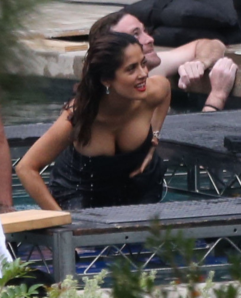 Salma Hayek nipples