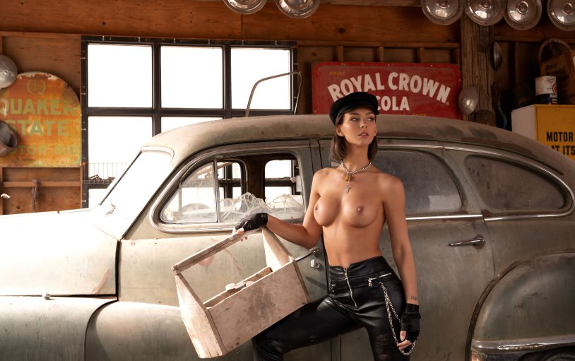 Rachel Cook Nirvana Naked