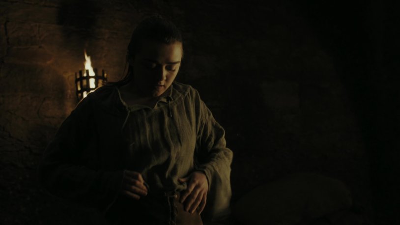 Maisie Williams bed scene