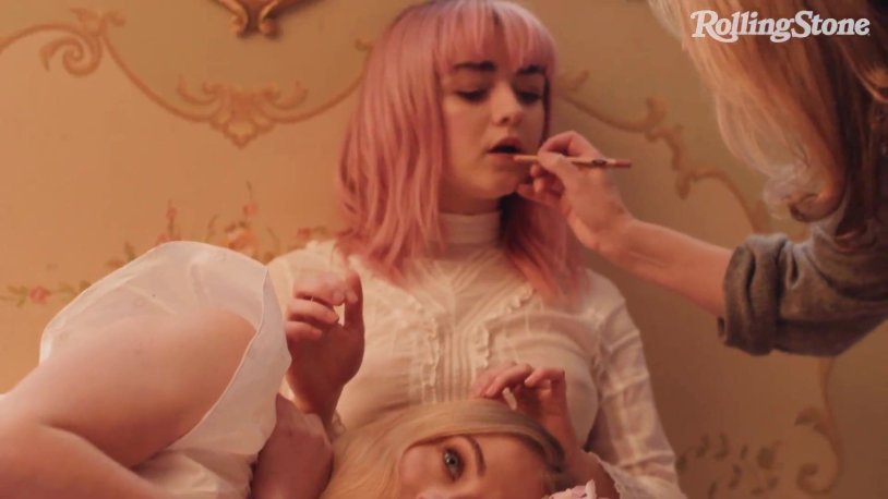 Macy Williams and Sophie Turner Lesbian