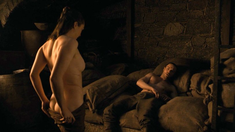 Arya Stark bed stage