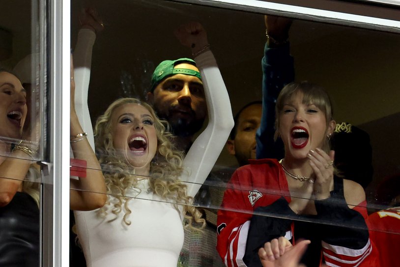 Taylor swift and travis kelce
