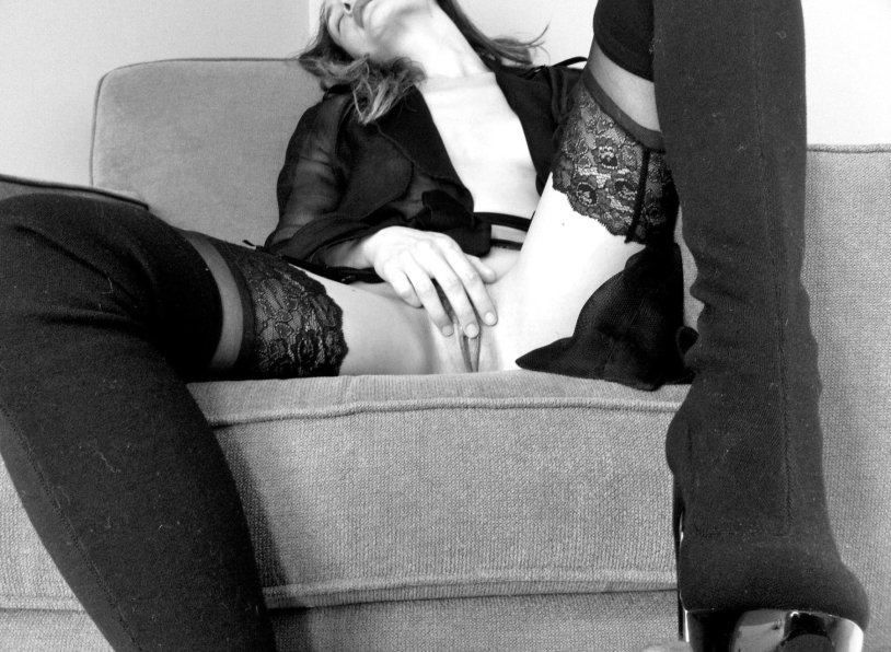 Maggie Kew Erotic photos