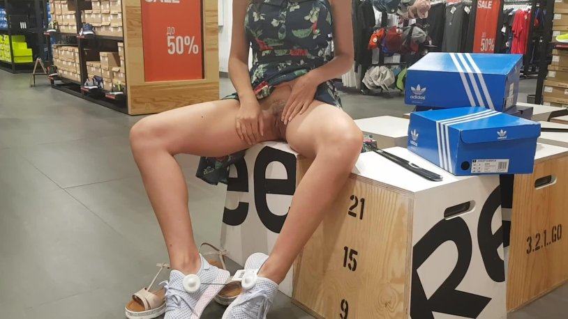 RISKY Nude in Public, Risky Mastrubation in Public