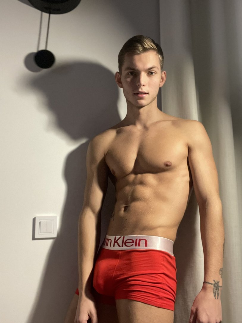 Tommy Gold Kirill Postovalov