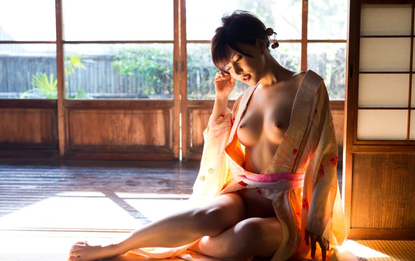 Girl in Kimono undresses