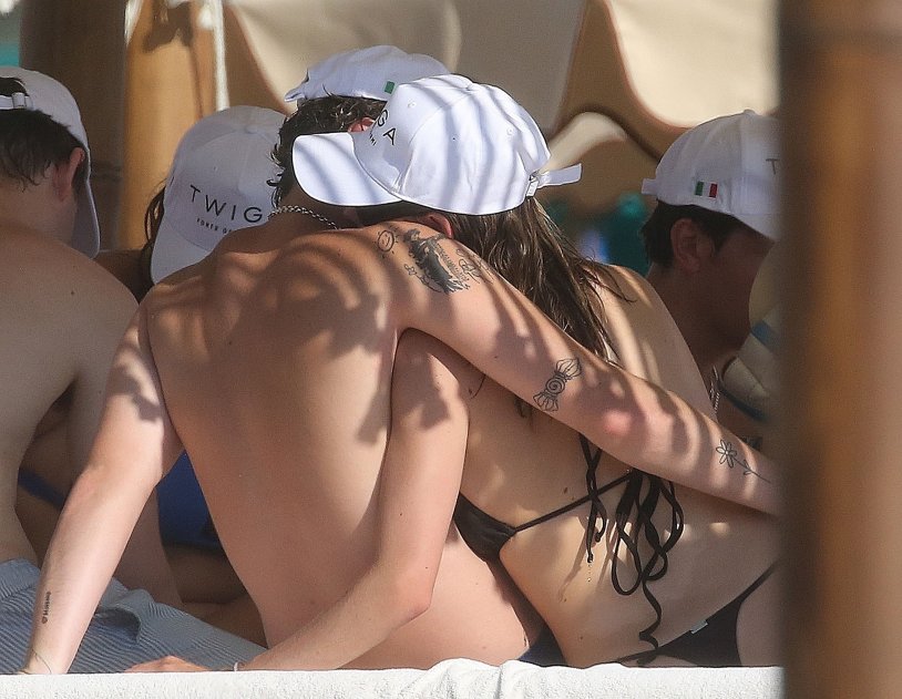 Alessandra Ambrosio Masturbation