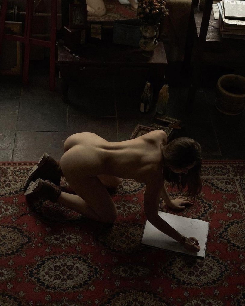 Amy Barnett photo naked