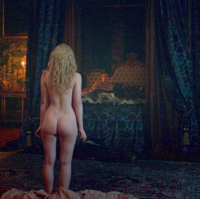 El Fanning Erotic scenes