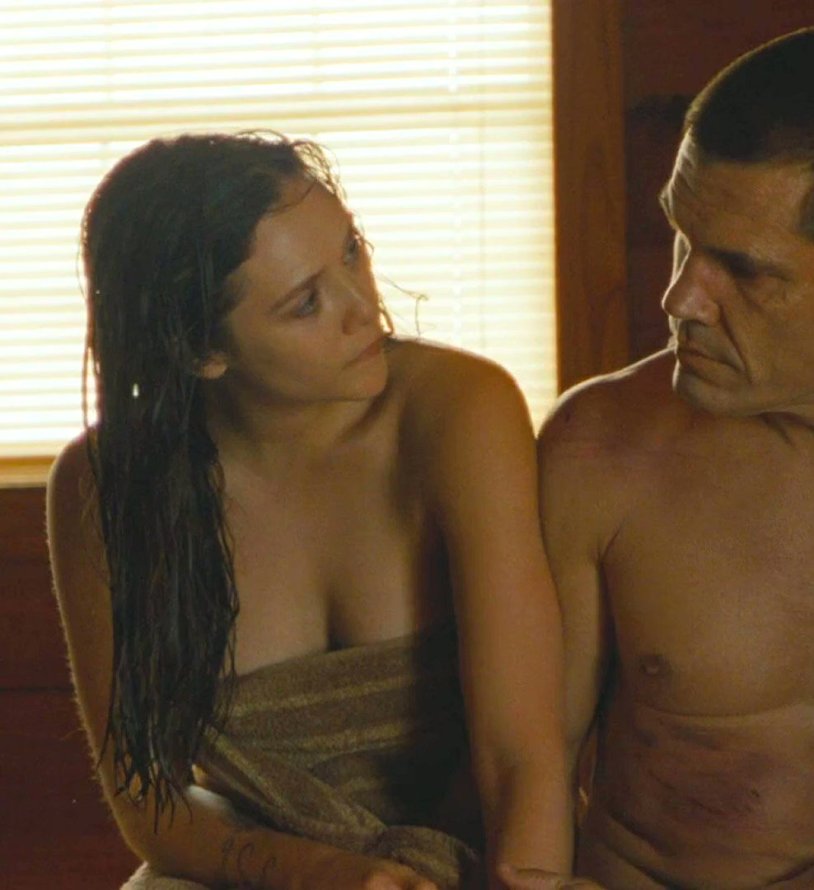 Tits Elizabeth Olsen Elizabeth Olsen